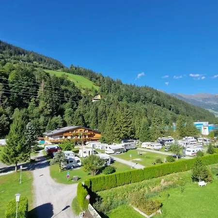 Cozy Caravan In Erlengrund, Bad Hofgastein Camping