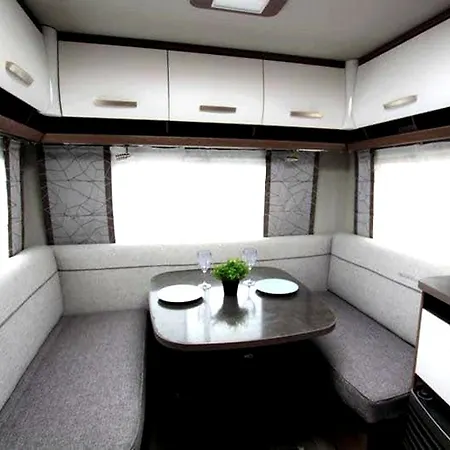 Campingplads Cozy Caravan In Erlengrund, Bad Hofgastein *